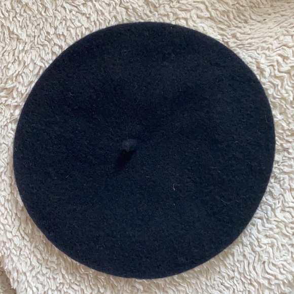 WOOL BERET - Picture 3 of 5